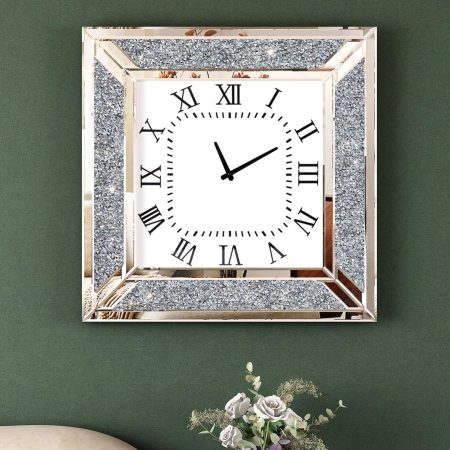 Decorative wall clock